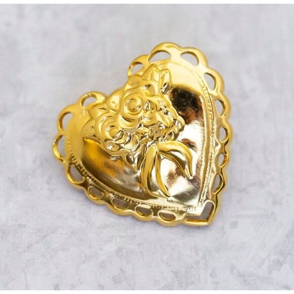 Vintage Love Heart Victorian Gold Tone  Elegant Valentines Day Pin - CS1 - Picture 1 of 2